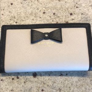 Kate Spade Wallet!  Never been used